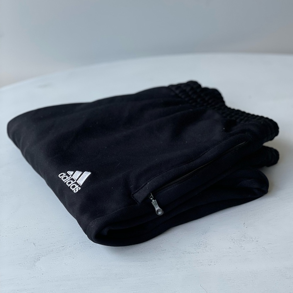 Women’s Climate black Adidas Size medium jogger Style Pants with Zipper